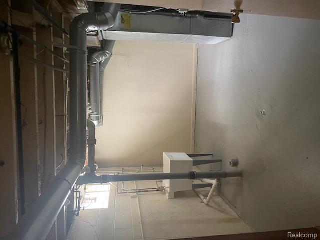 8645 Minock Street, Detroit, MI 48228 — Photo 17