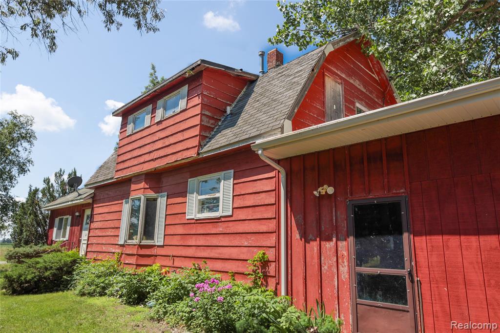 1642 Townline 14 Road W, Auburn, MI 48611 — Photo 2