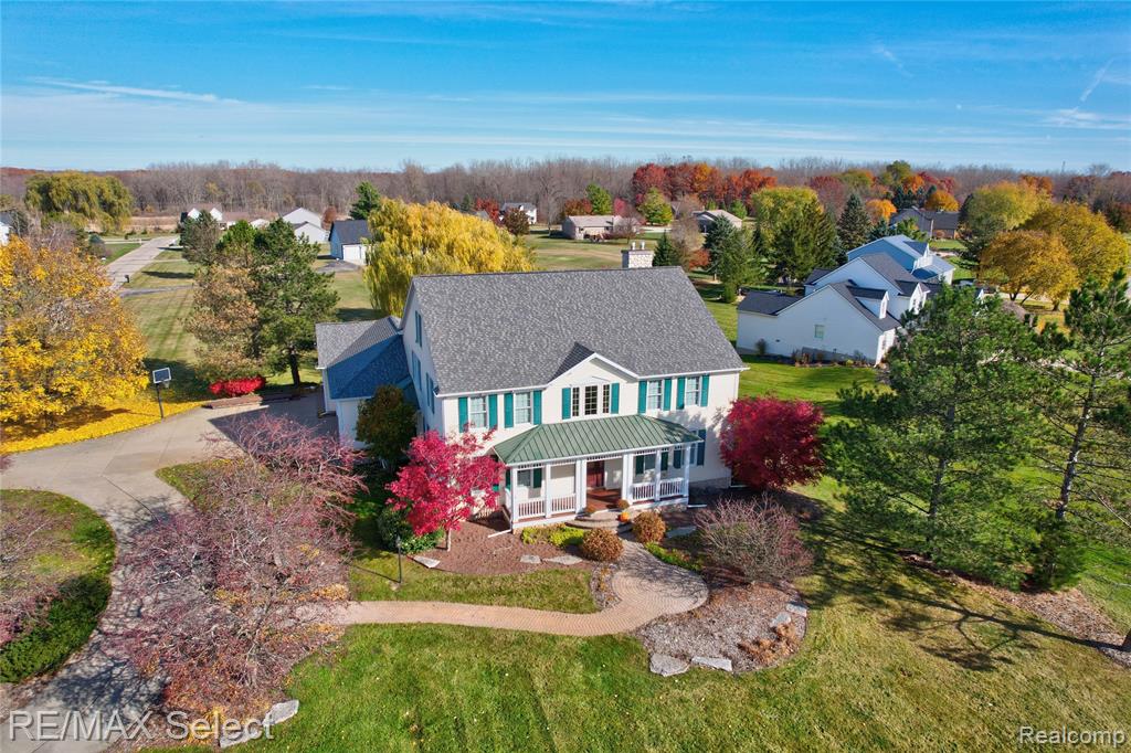 8211 Burleigh Road, Grand Blanc, MI 48439 — Photo 2