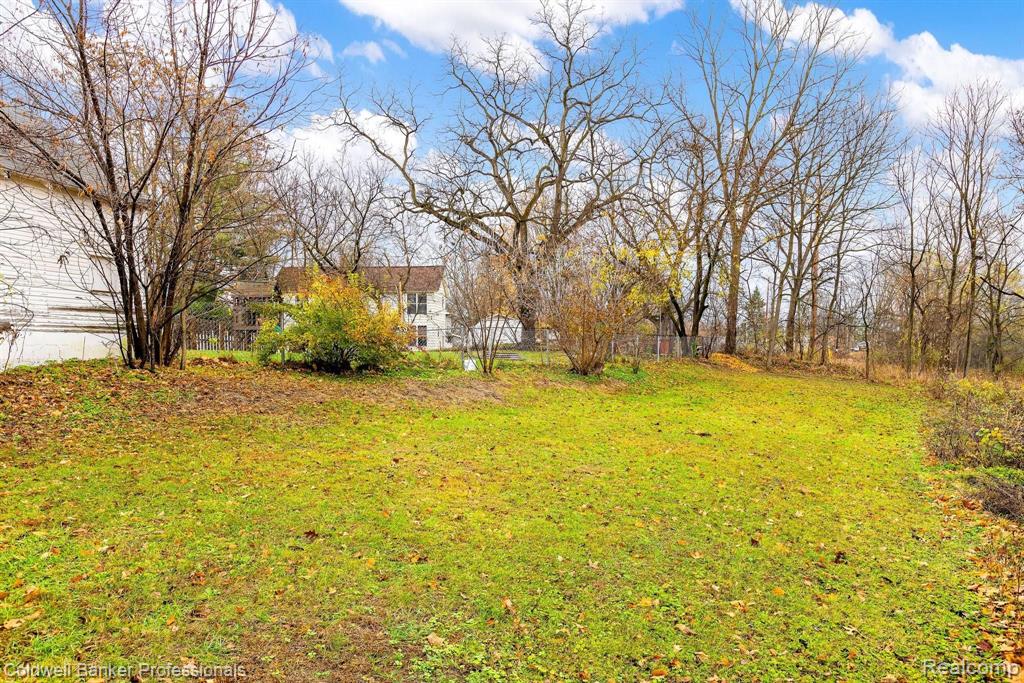 407 OAKLAND Street, Holly, MI 48442 — Photo 28