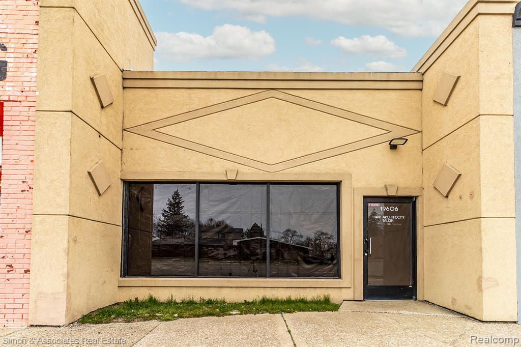 19606 JOY Road, Detroit, MI 48228 — Photo 4