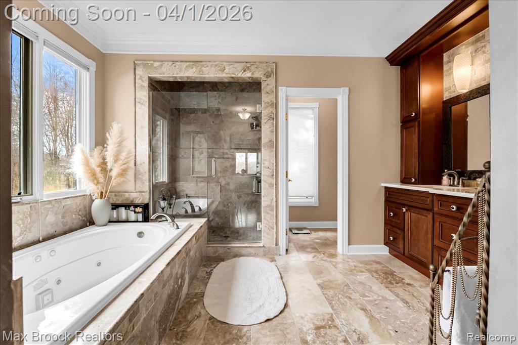 3370 Sutton Lane, Commerce Twp, MI 48390 — Photo 19