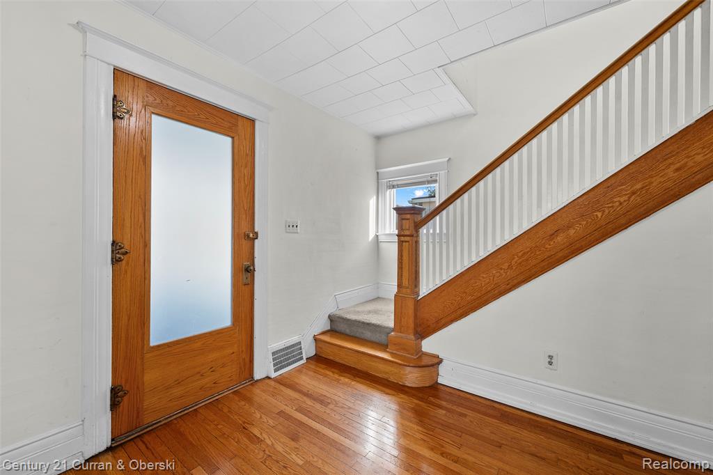 902 S Washington Avenue, Royal Oak, MI 48067 — Photo 4