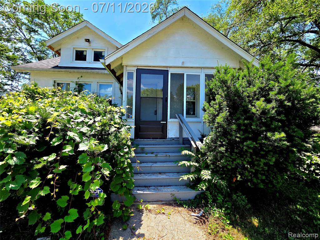 5021 Anatole Street, Grosse Pointe, MI 48236 — Photo 3