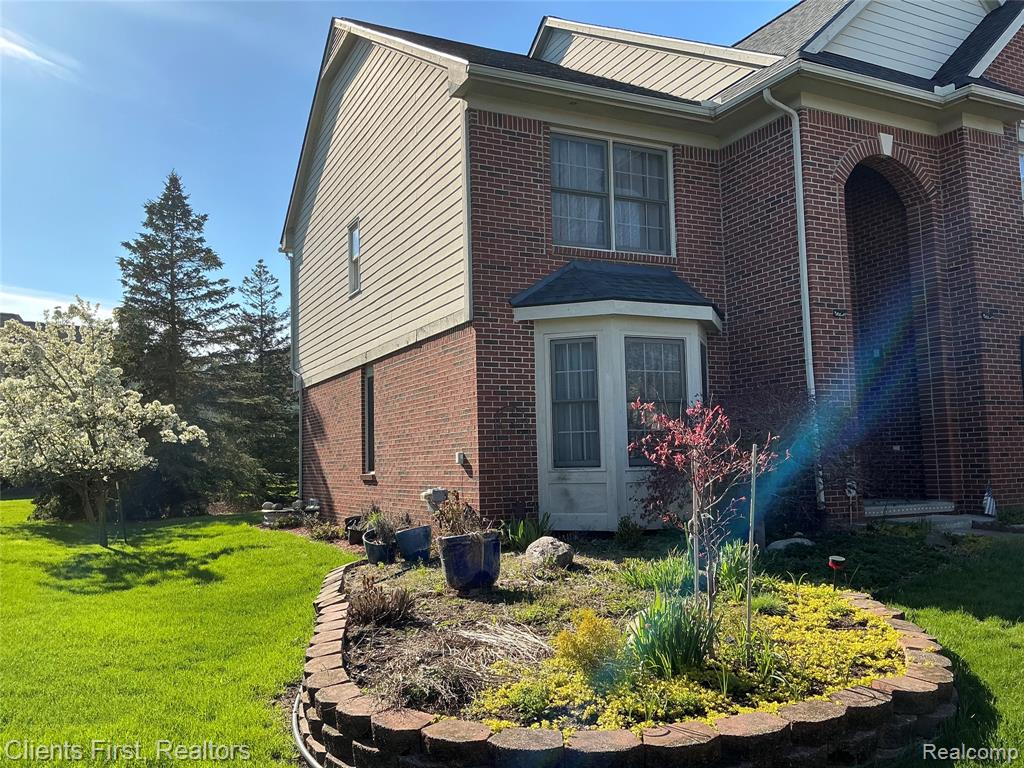 41074 Scarborough Lane, Novi, MI — Photo 8