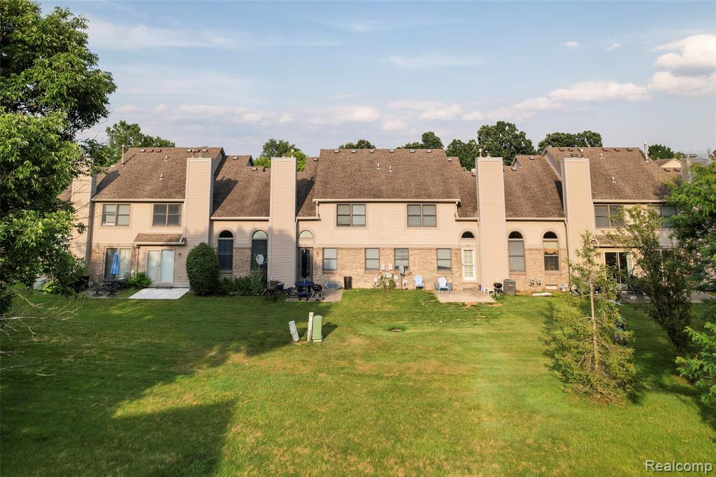 44981 Coachman Court, Canton, MI 48187 — Photo 12