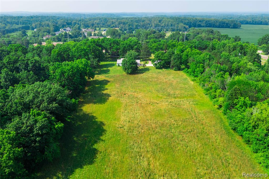 6400 E Highland Road, Howell, MI 48843 — Photo 43