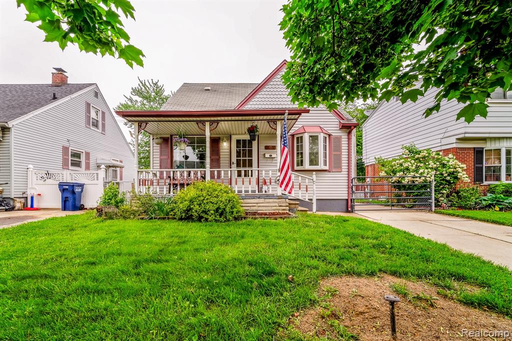 706 WHITE Avenue, Lincoln Park, MI 48146 — Photo 3