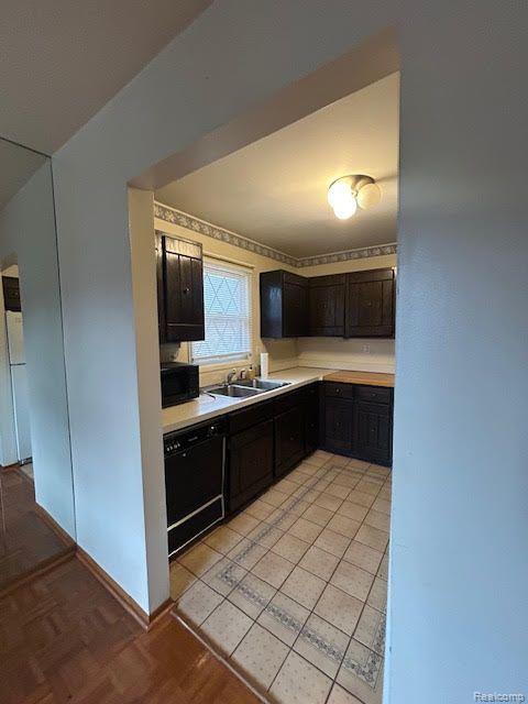 5045 CROOKS Road, 24, Royal Oak, MI 48073 — Photo 14