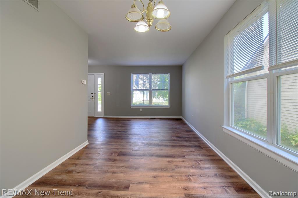 3241 Buckhorn Court, Ann Arbor, MI 48105 — Photo 10