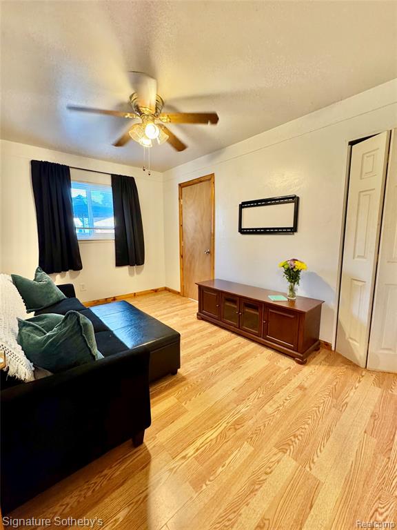 9715 Sylvester Street, Taylor, MI 48180 — Photo 22