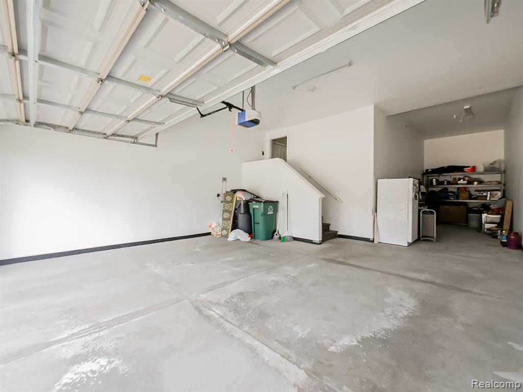 6960 Norway Drive, Troy, MI 48085 — Photo 49
