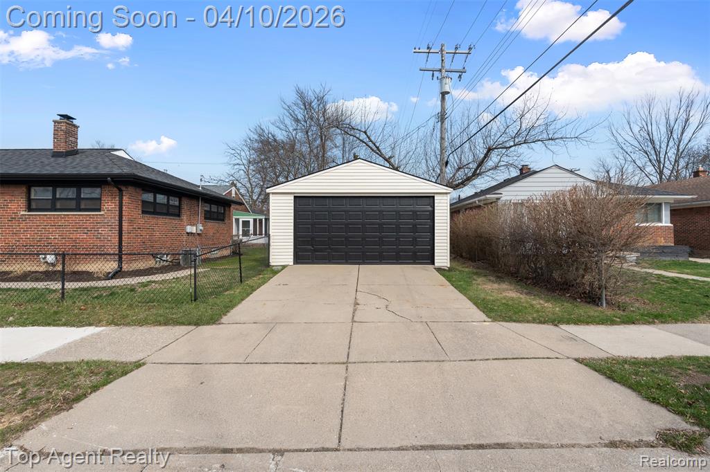 12751 Oak Park Boulevard, Oak Park, MI 48237 — Photo 31