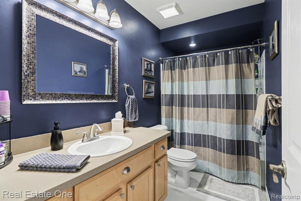 855 Island Lake Drive, Oxford, MI 48371 — Photo 25