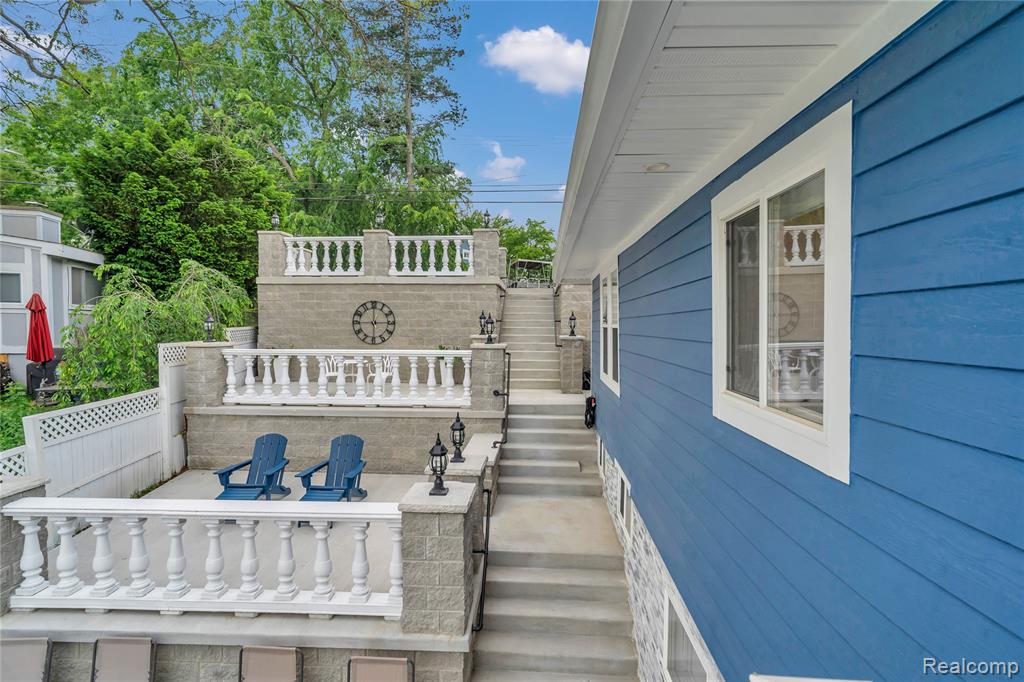 533 Bellevue Avenue, Lake Orion, MI 48362 — Photo 17