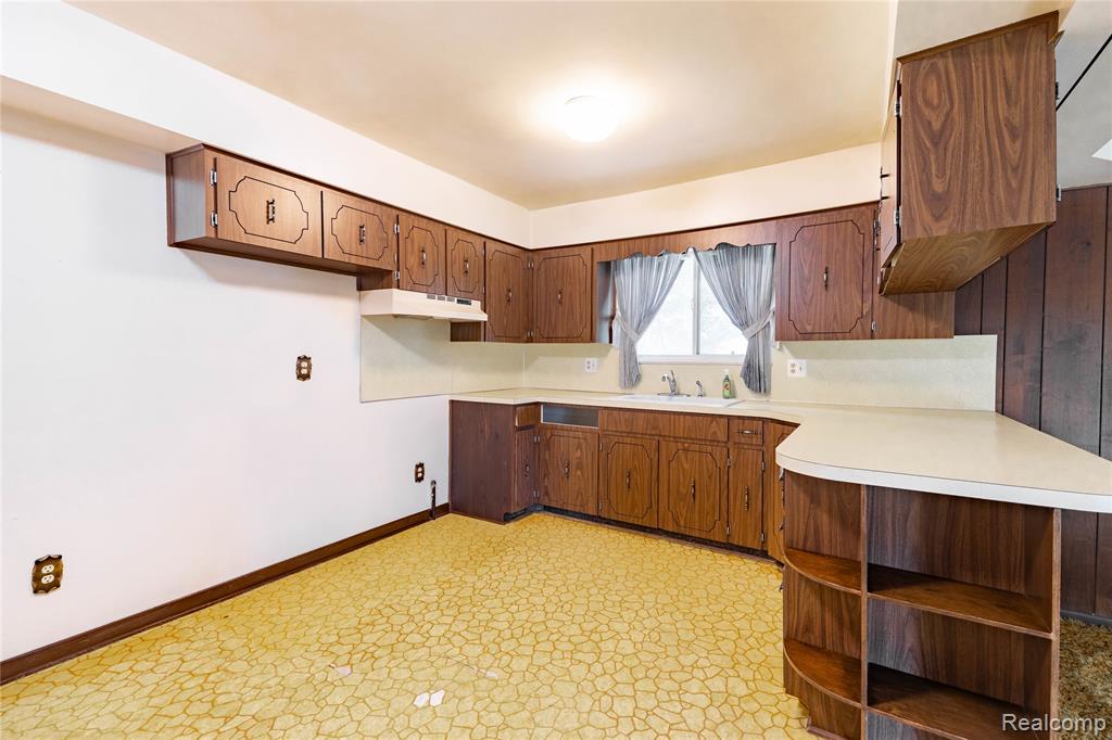 21819 Meridian Road, Grosse Ile, MI 48138 — Photo 8