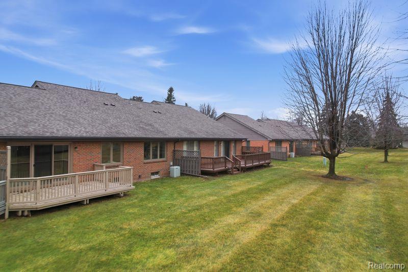 45530 Meadows Square, Macomb, MI 48044 — Photo 3
