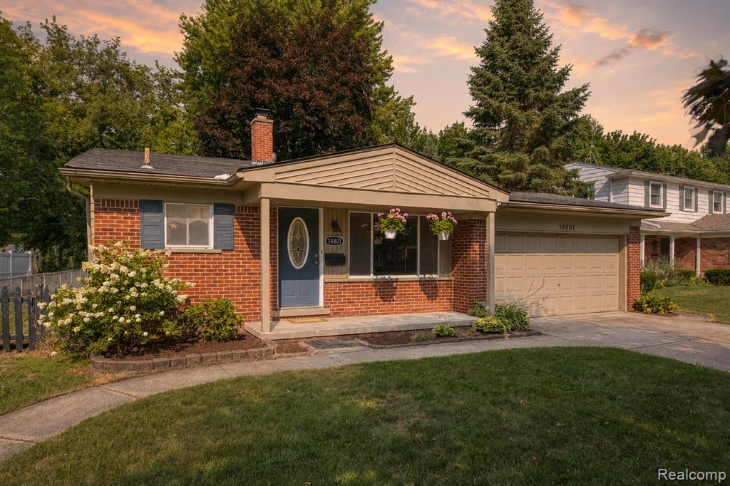14801 Greenbriar Court, Plymouth, MI 48170
