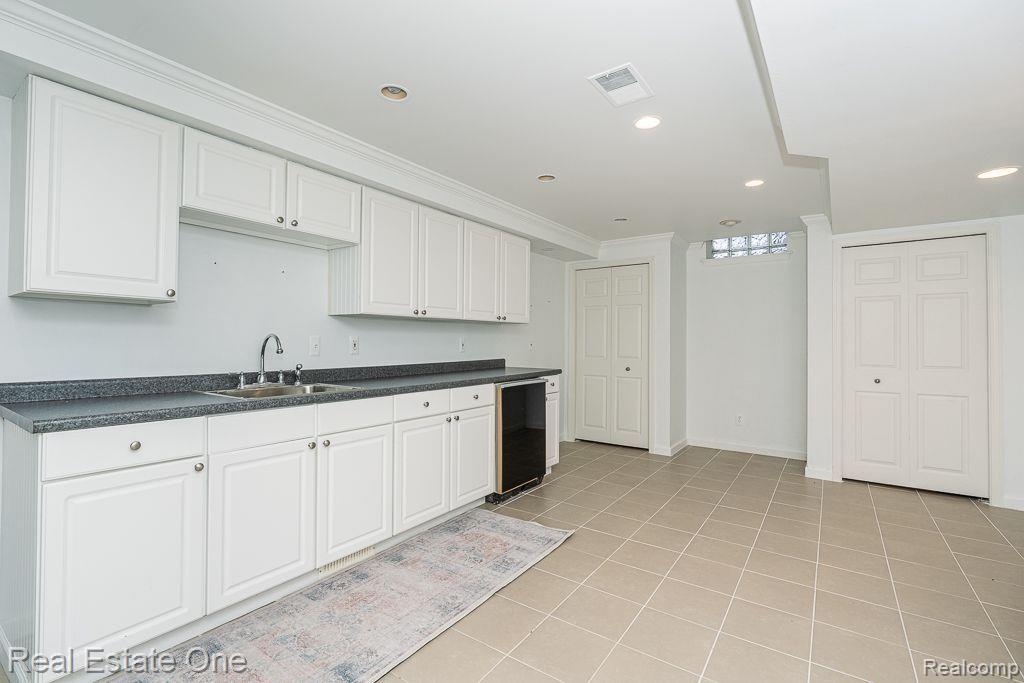 743 Caribou Court, Rochester, MI 48307 — Photo 37