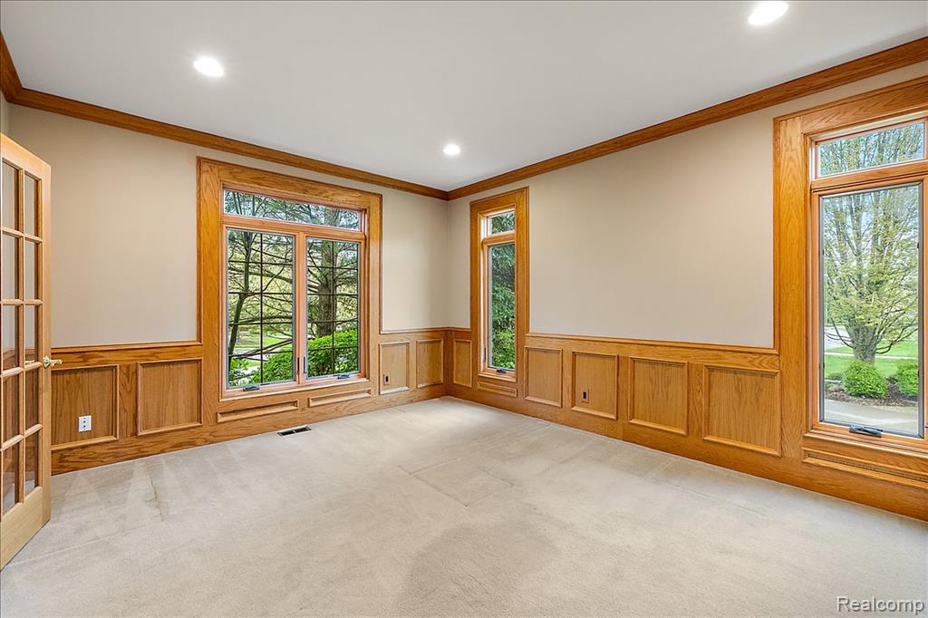 3725 Mountain Laurel Court, Oakland, MI — Photo 24