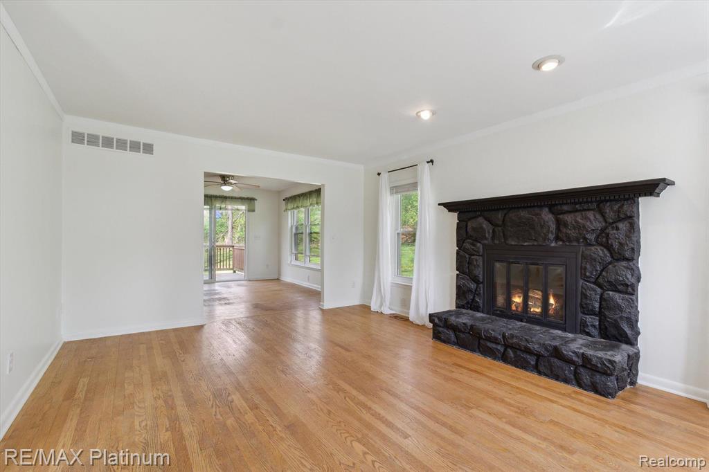 5440 BRADFORD Circle, Brighton, MI 48114 — Photo 12