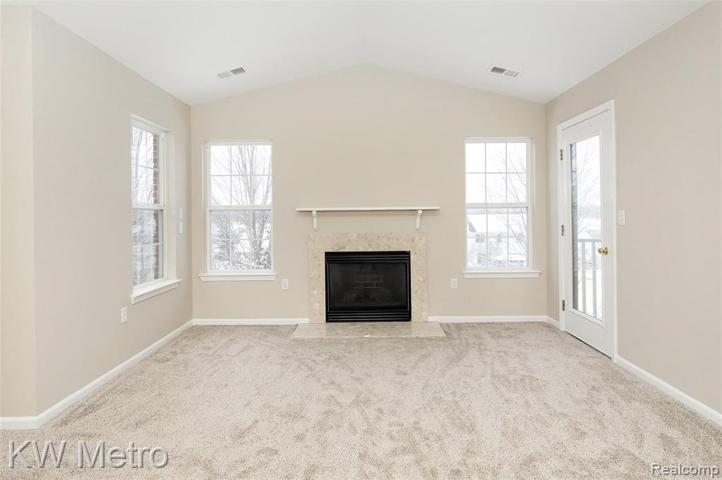 4121 Hampton Ridge Boulevard, Howell, MI 48843 — Photo 4