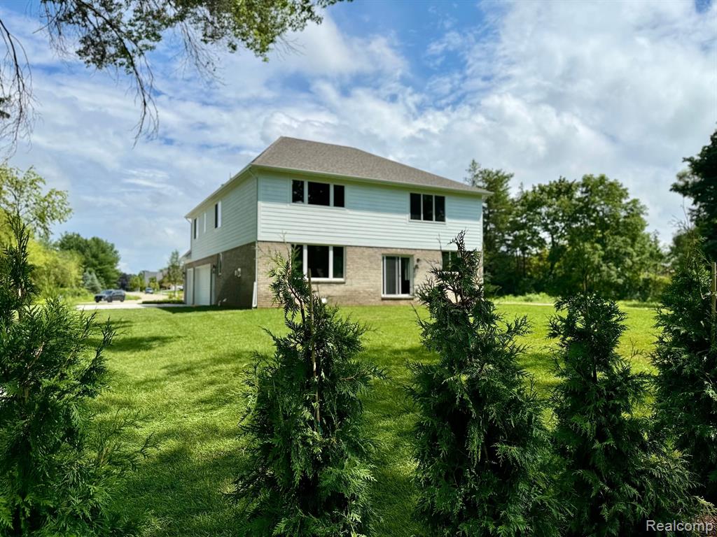 929 KIMBERLY Court, Troy, MI 48098 — Photo 40
