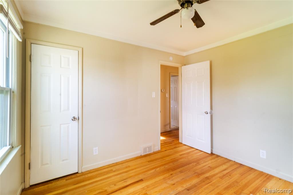 16260 Bringard Drive, Detroit, MI 48205 — Photo 17