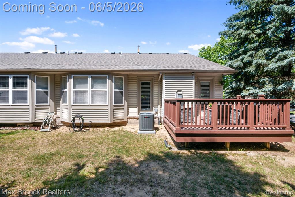 41222 Bermuda Drive, Sterling Heights, MI 48314 — Photo 34