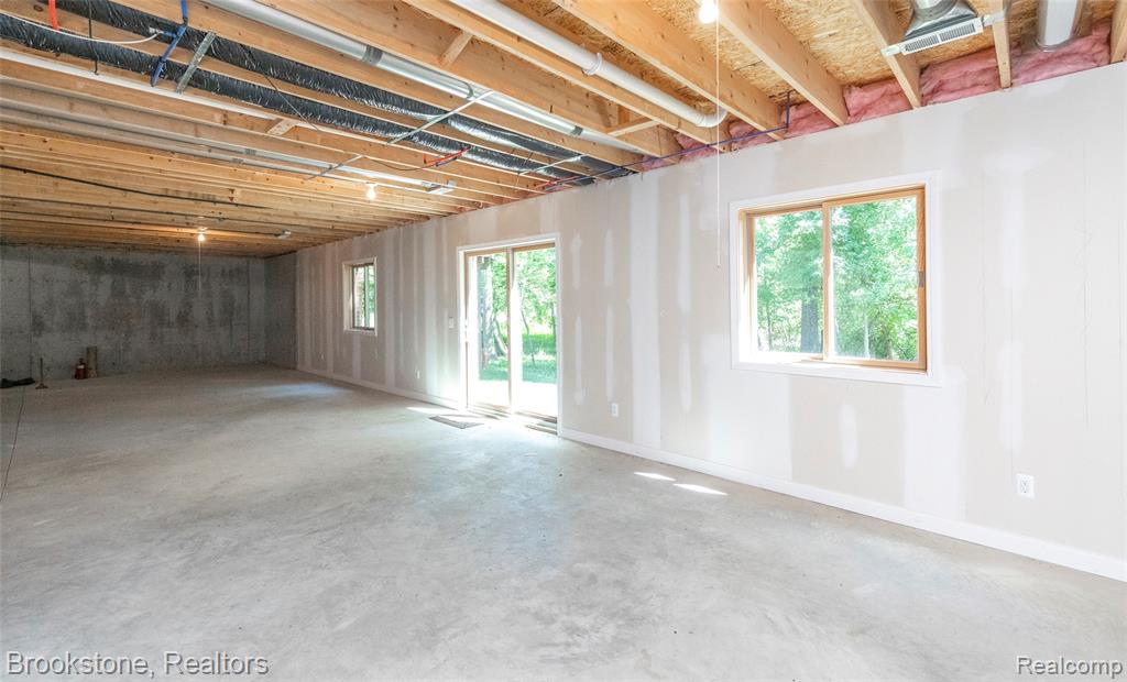 10295 Northridge Court, White Lake, MI — Photo 48