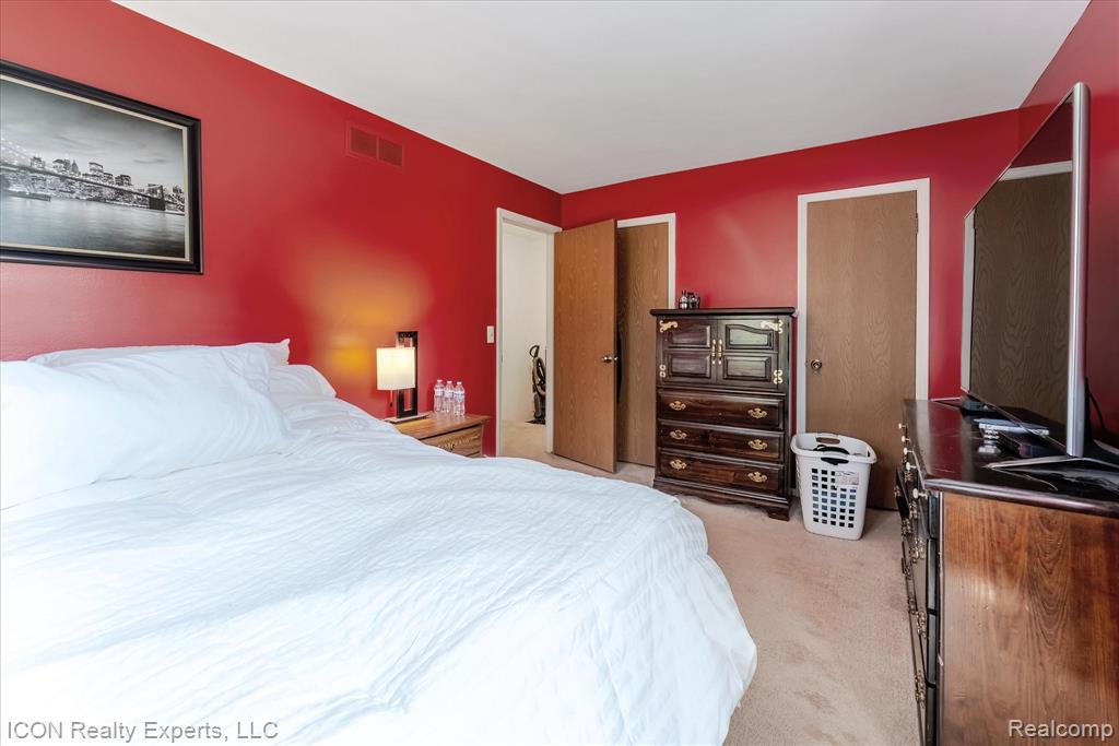 44215 Providence Drive, Clinton Twp, MI 48038 — Photo 22