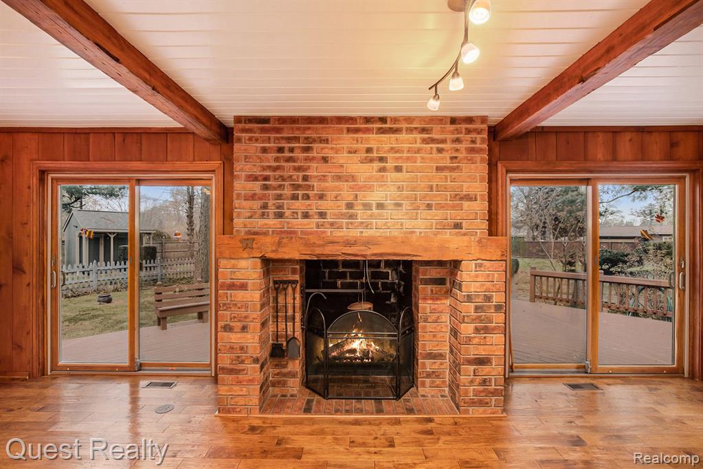 49830 SHELBY Road, Shelby Twp, MI 48317 — Photo 13