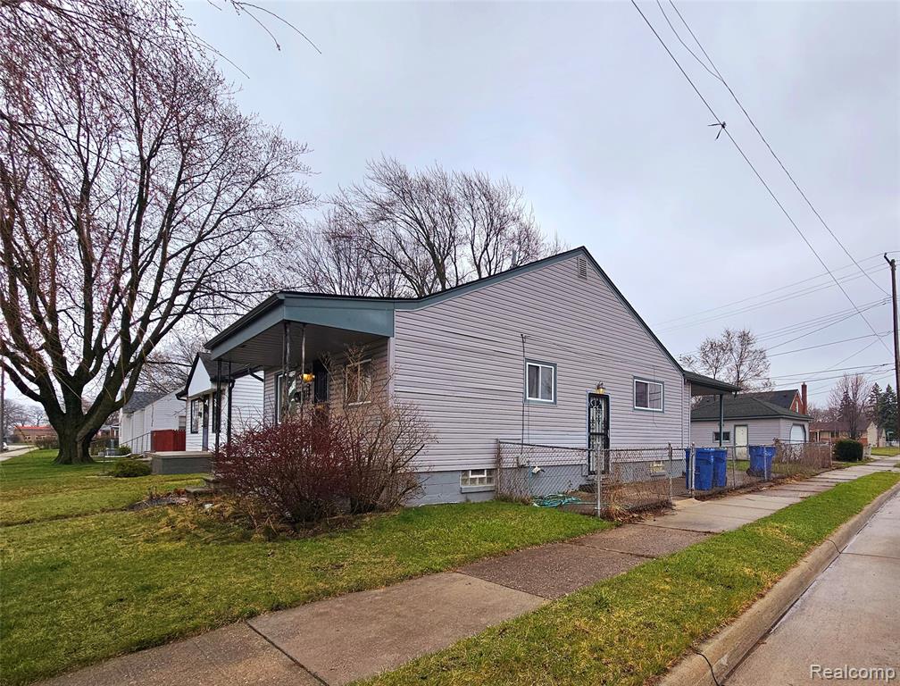 8404 Westminster Avenue, Warren, MI 48089 — Photo 2