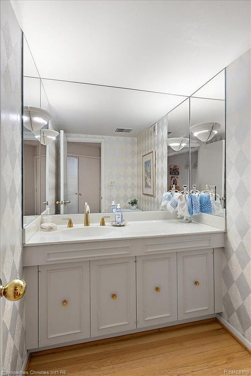 7036 Bridge Way, West Bloomfield, MI — Photo 22