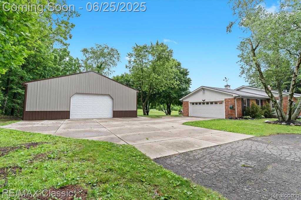 9160 Joy Road, Plymouth, MI 48170 — Photo 9