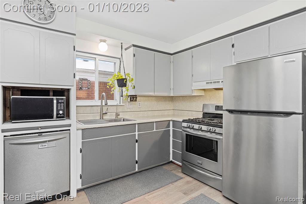 7349 GILMAN Street, Westland, MI — Photo 17