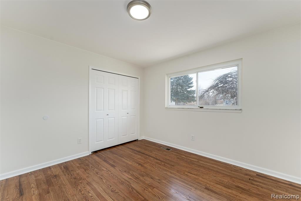 43303 Aspen Drive, Sterling Heights, MI 48313 — Photo 18