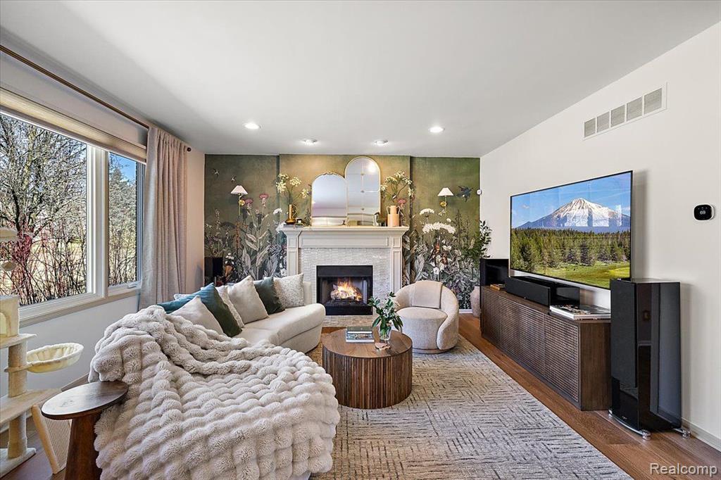 47082 NORTHUMBERLAND Street, Novi, MI — Photo 34