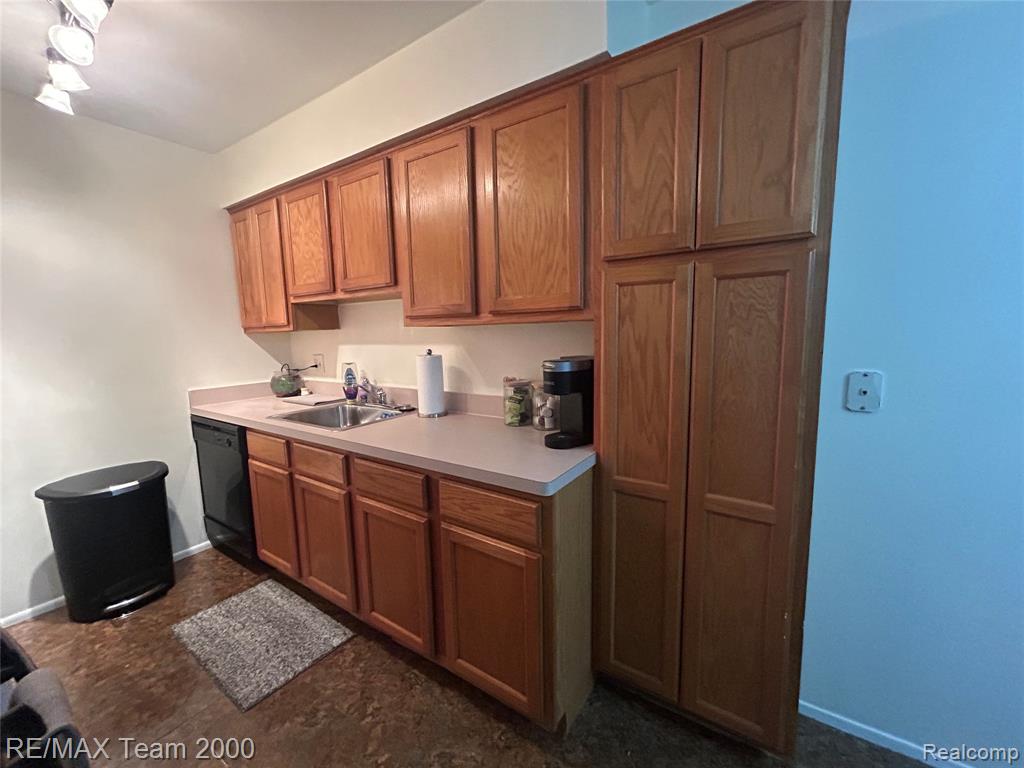 44455 SAVERY DR., Canton, MI 48187 — Photo 12