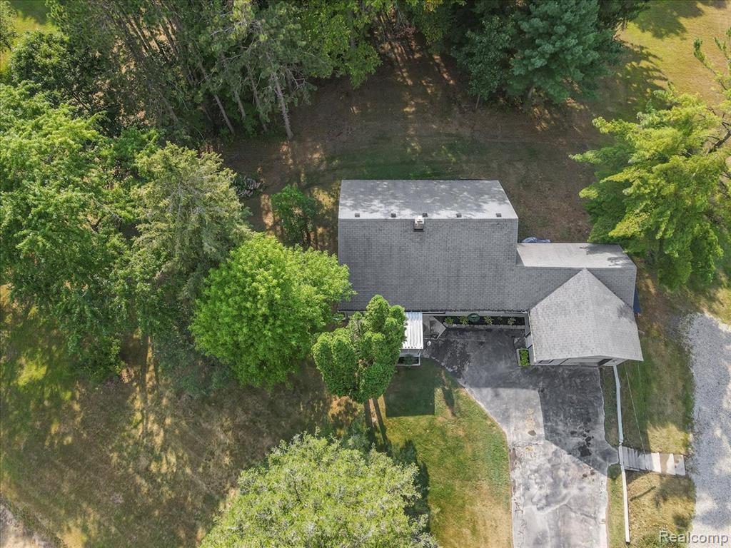 8381 Tindall Road, Springfield, MI 48350 — Photo 39