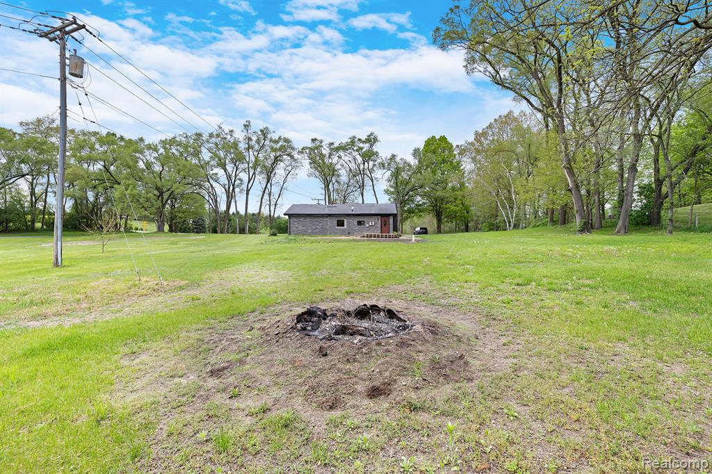 8760 HYNE Road, Brighton, MI 48114 — Photo 19