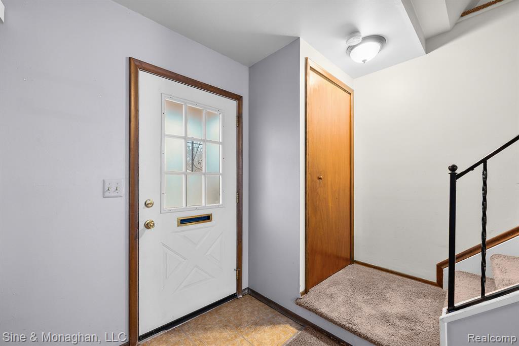 74 PARE Street, Clawson, MI — Photo 2