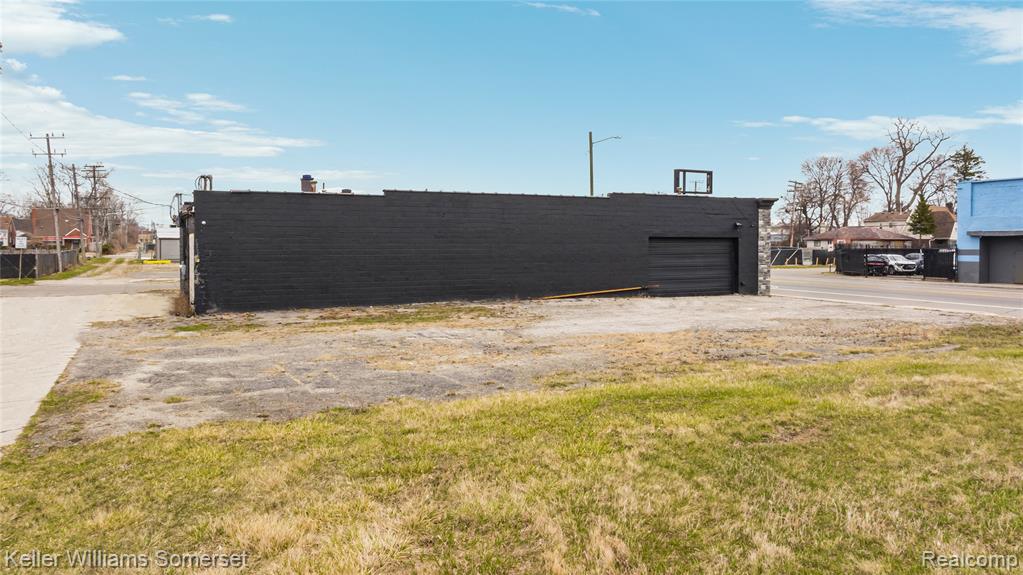 14700 W Chicago Street, Detroit, MI 48228 — Photo 5