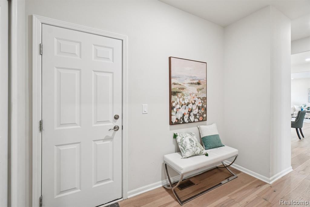 22820 Martin Road, South Lyon, MI 48178 — Photo 35