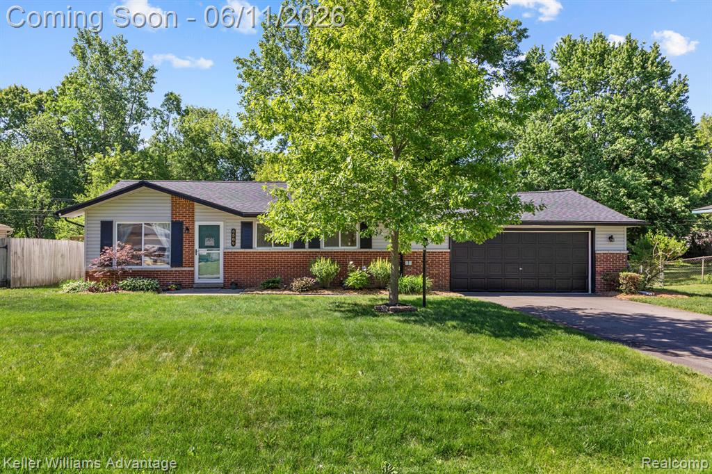 6589 Doyon Drive S, Waterford, MI 48327 — Photo 3