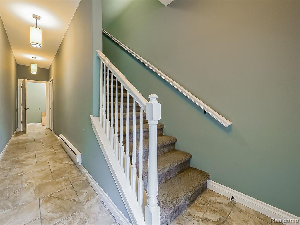 48928 AMANDA Lane, Shelby Twp, MI 48317 — Photo 2