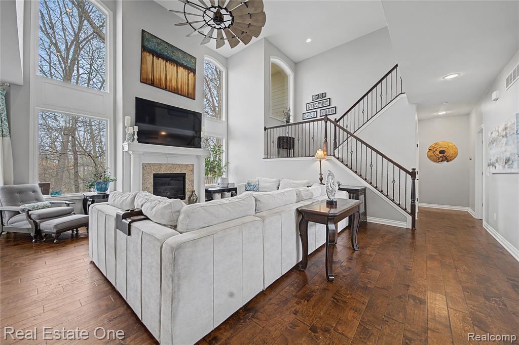 6060 Pinemont Drive, Brighton, MI 48116 — Photo 12