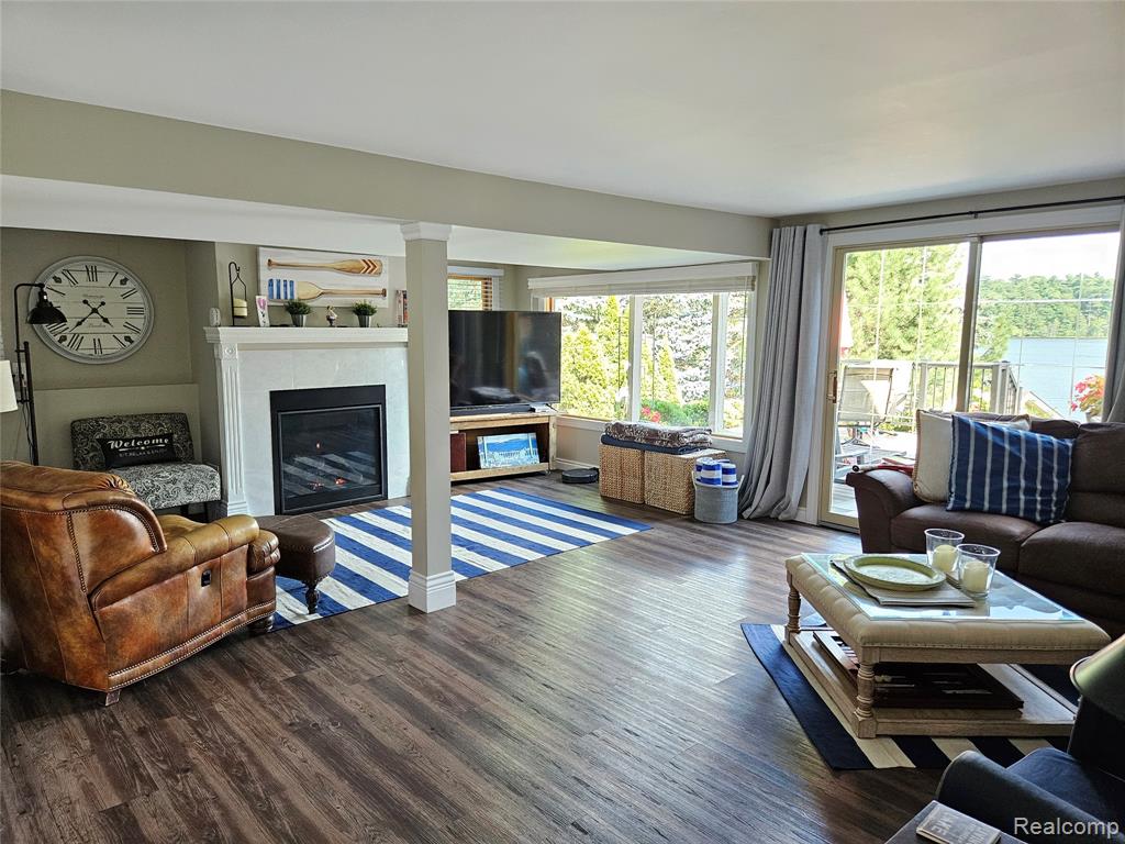 1325 Beach Drive, Orion, MI — Photo 19