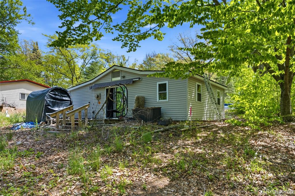 5842 Woodland Drive, Lake, MI 48632 — Photo 8