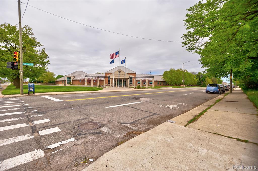1751 W Warren Avenue, Detroit, MI 48208 — Photo 9
